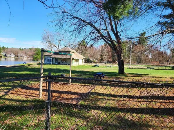 $3,000 | 3 Chase Street, Derry, NH 03038