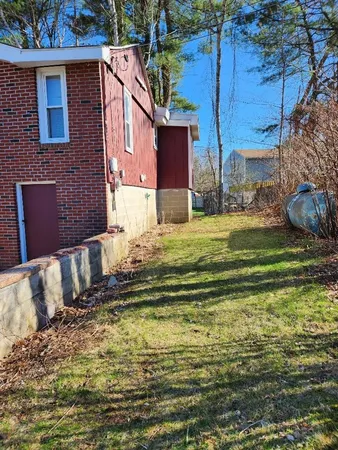 $3,000 | 3 Chase Street, Derry, NH 03038