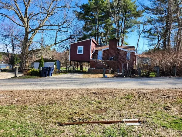 $3,000 | 3 Chase Street, Derry, NH 03038