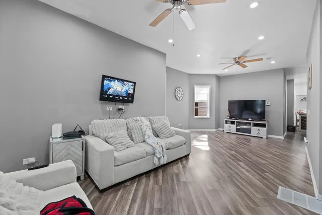 $270,000 | 6522 South Marshfield Avenue, Chicago, IL 60636