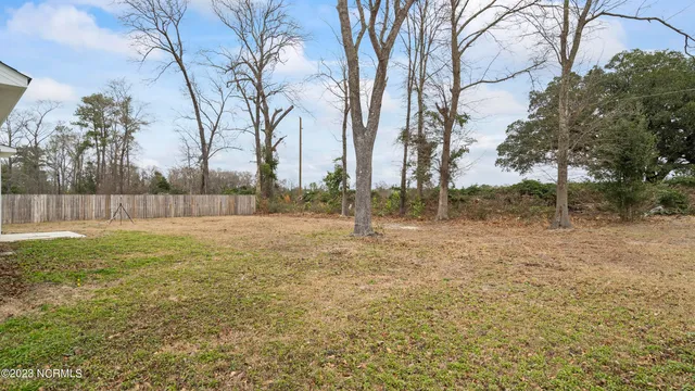 $1,650 | 412 Duster Lane, Richlands, NC 28574