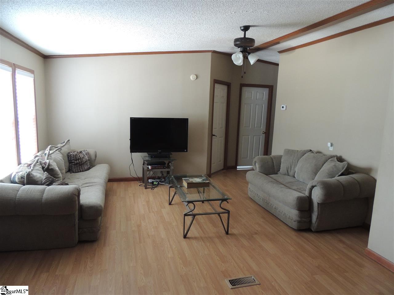 410 West Bagwell Road Liberty, SC 29657 - Photo 6 of 9 Gallery Image 6