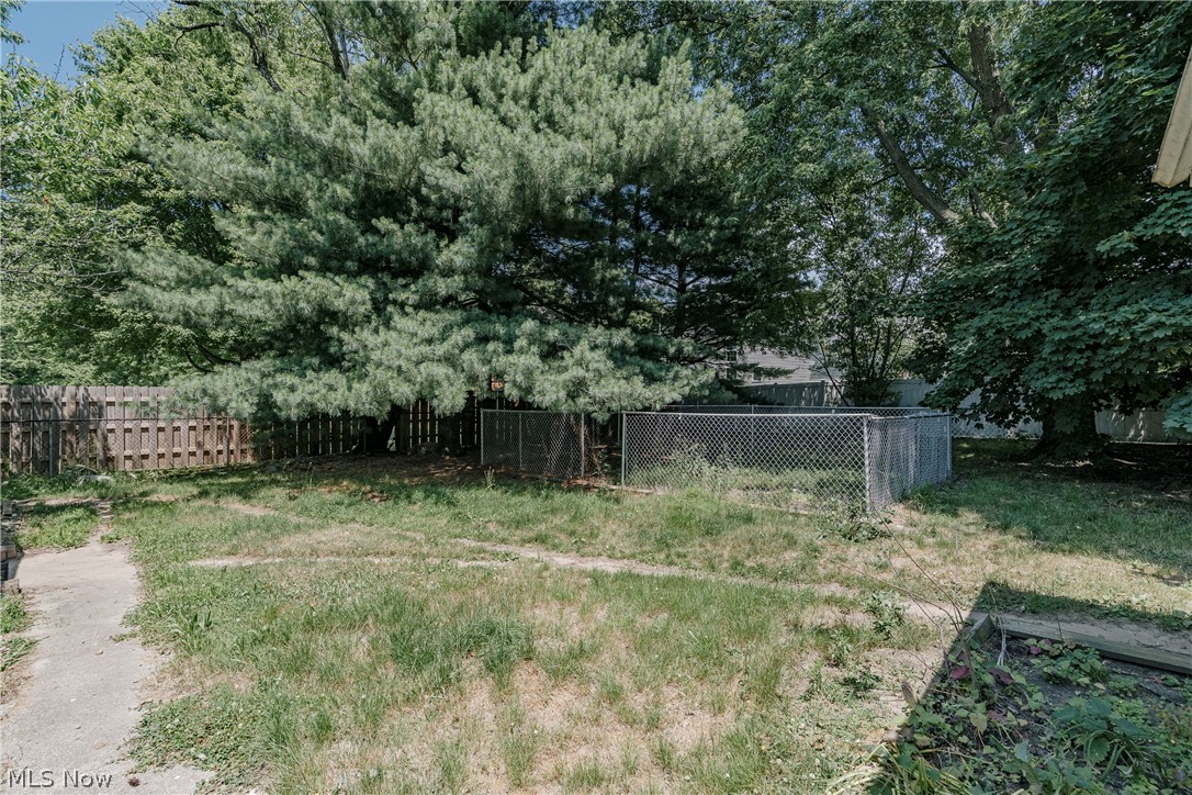 477 Snavely Road Cleveland, OH 44143 - Photo 31 of 35