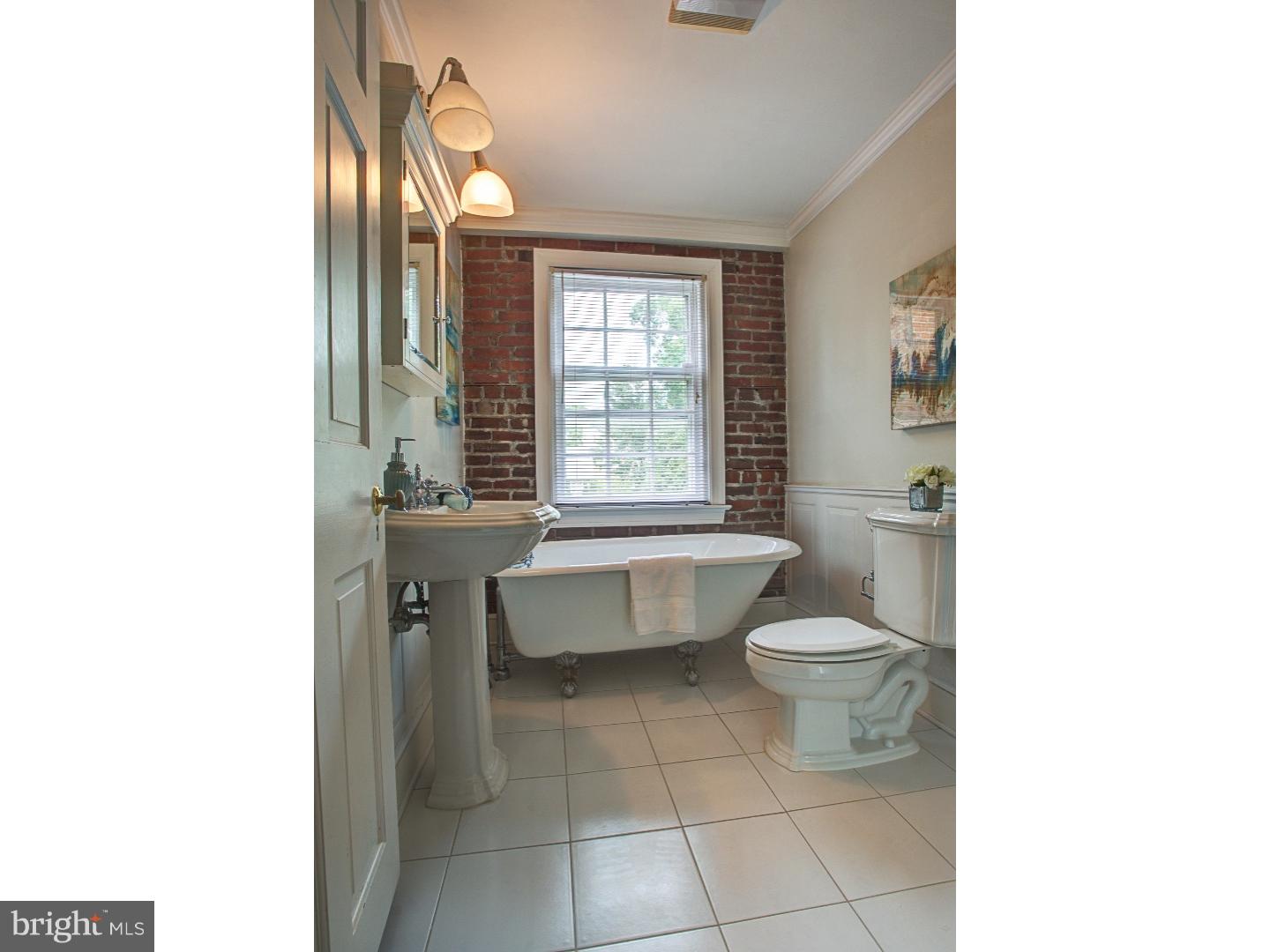 14 Alton Road Yardley, PA 19067 - Photo 17 of 25 Bathroom