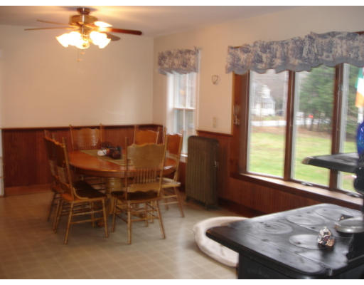 27 River Road Pepperell, MA 01463 - Photo 11 of 18 Gallery Image 11