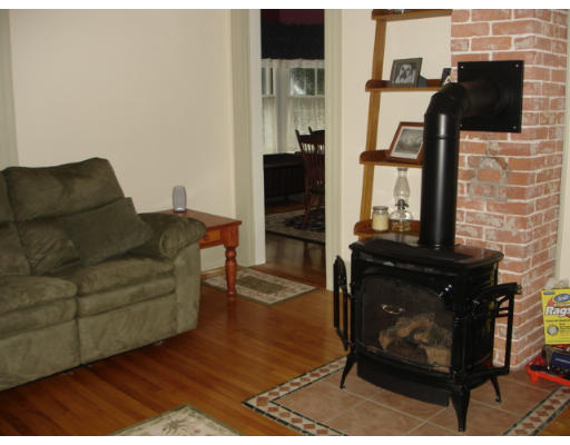 27 River Road Pepperell, MA 01463 - Photo 6 of 18 Gallery Image 6