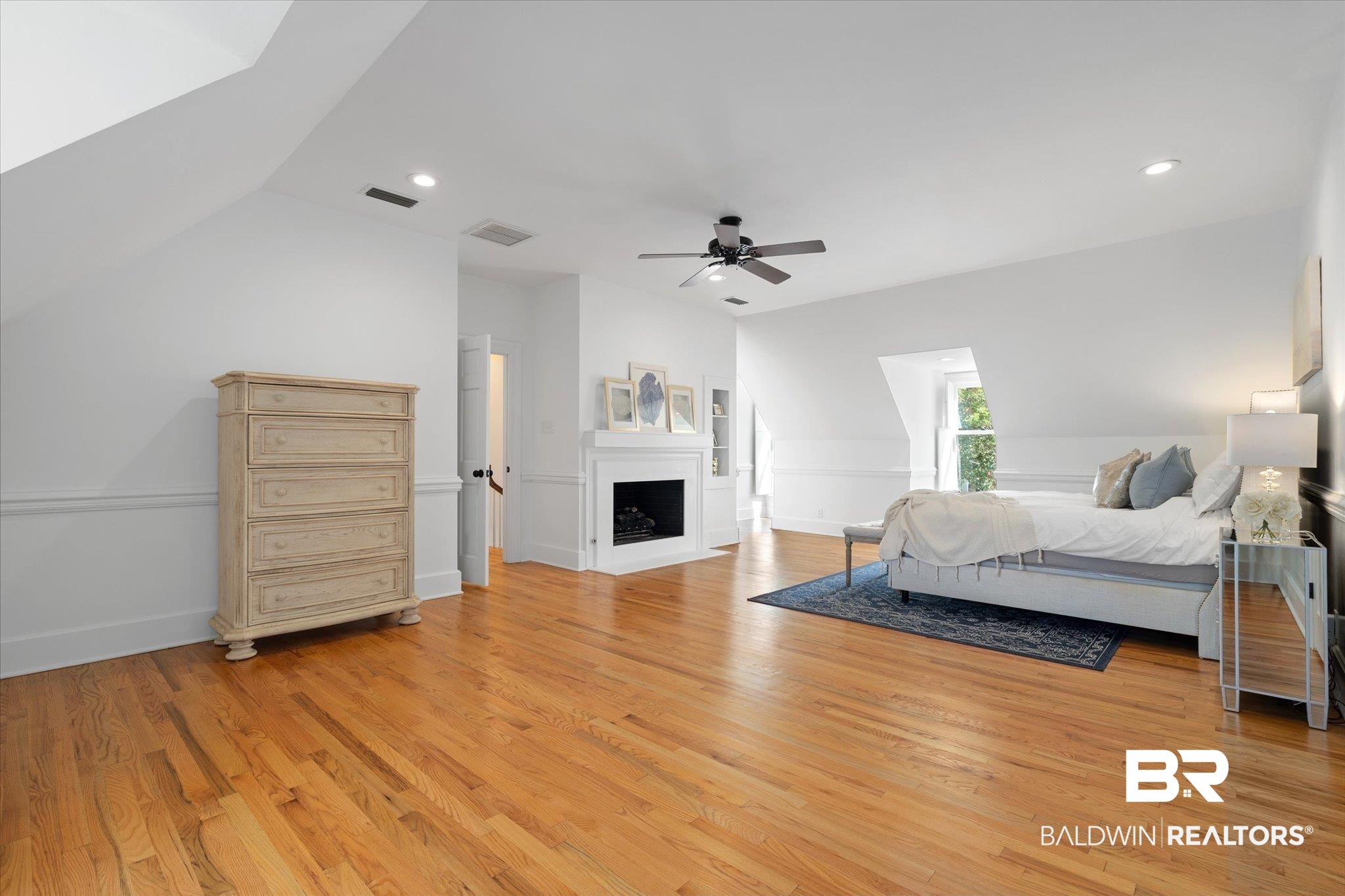 2400 Spring Hill Avenue Mobile, AL 36607 - Photo 22 of 50