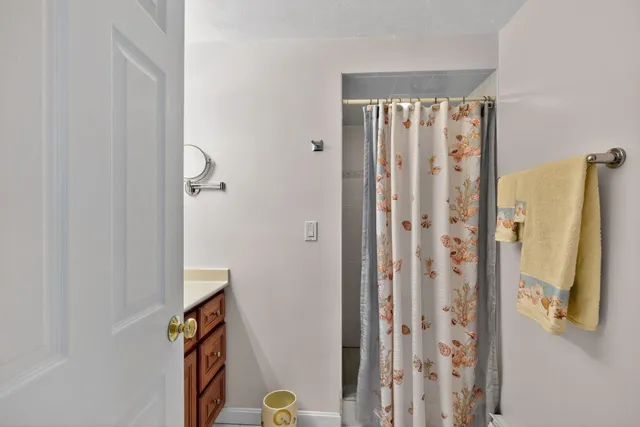 $599,000 | 287 Ocean Street, Unit 2 BLDG C, Hyannis, MA 02601