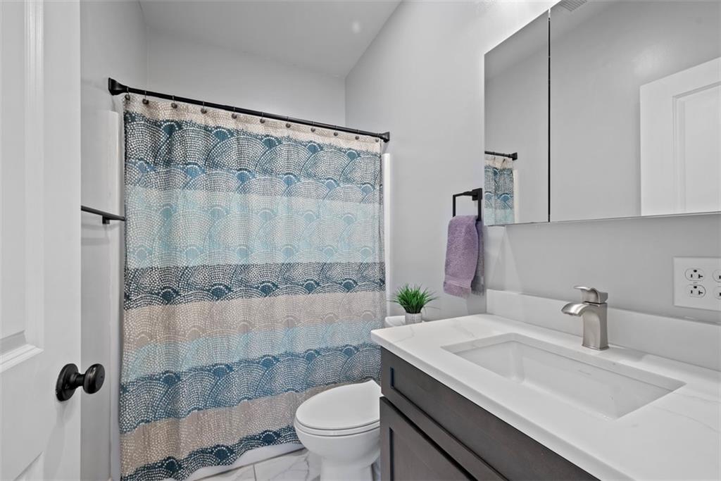 15 Mason Road Baden, PA 15005 - Photo 25 of 43 2nd Full Bath-Hallway