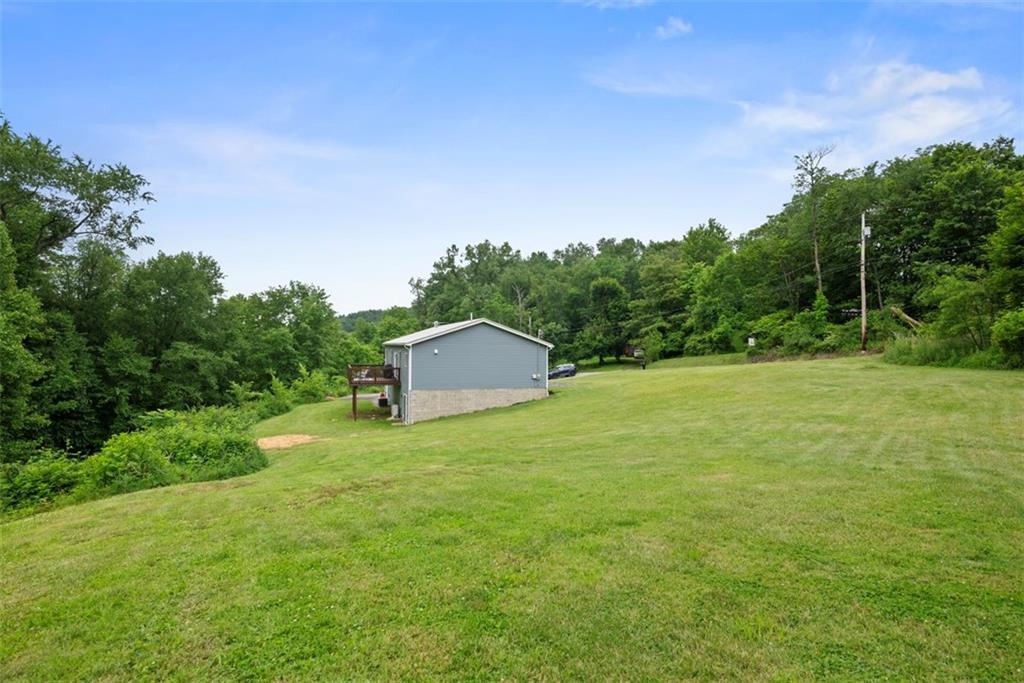 15 Mason Road Baden, PA 15005 - Photo 36 of 43 Side