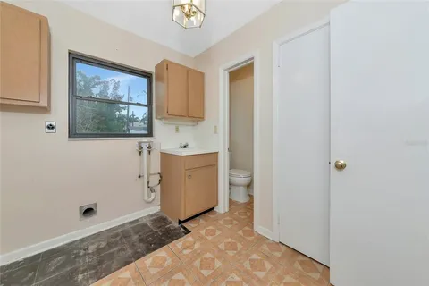 $540,000 | 320 25th Street West, Bradenton, FL 34205