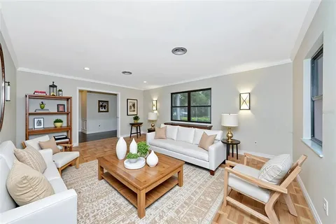 $540,000 | 320 25th Street West, Bradenton, FL 34205