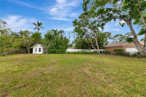 $540,000 | 320 25th Street West, Bradenton, FL 34205