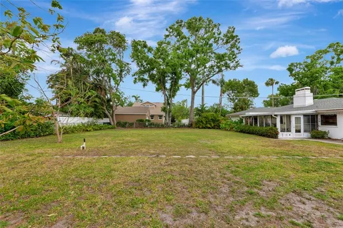 $540,000 | 320 25th Street West, Bradenton, FL 34205