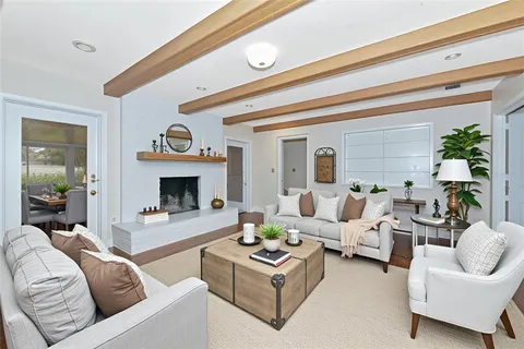 $540,000 | 320 25th Street West, Bradenton, FL 34205