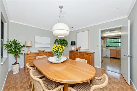 $540,000 | 320 25th Street West, Bradenton, FL 34205