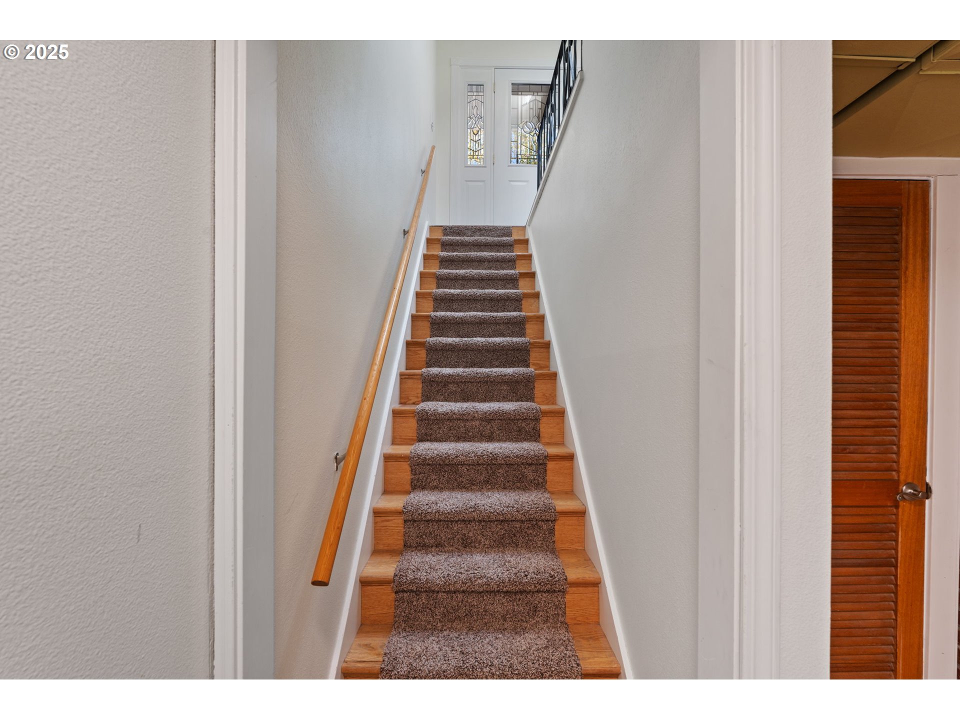 5440 Southwest Dover Loop Portland, OR 97225 - Photo 27 of 46 Gallery Image 27