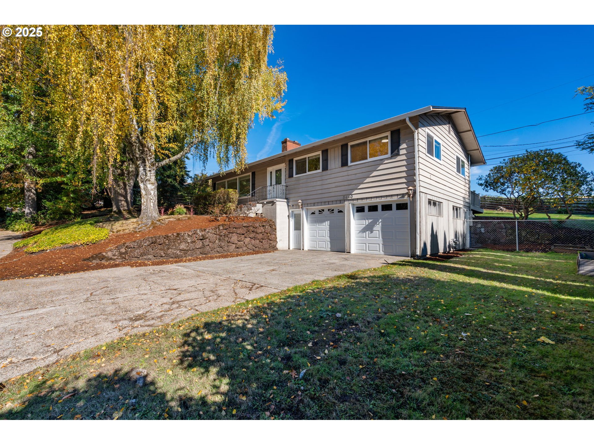 5440 Southwest Dover Loop Portland, OR 97225 - Photo 39 of 46 Gallery Image 39
