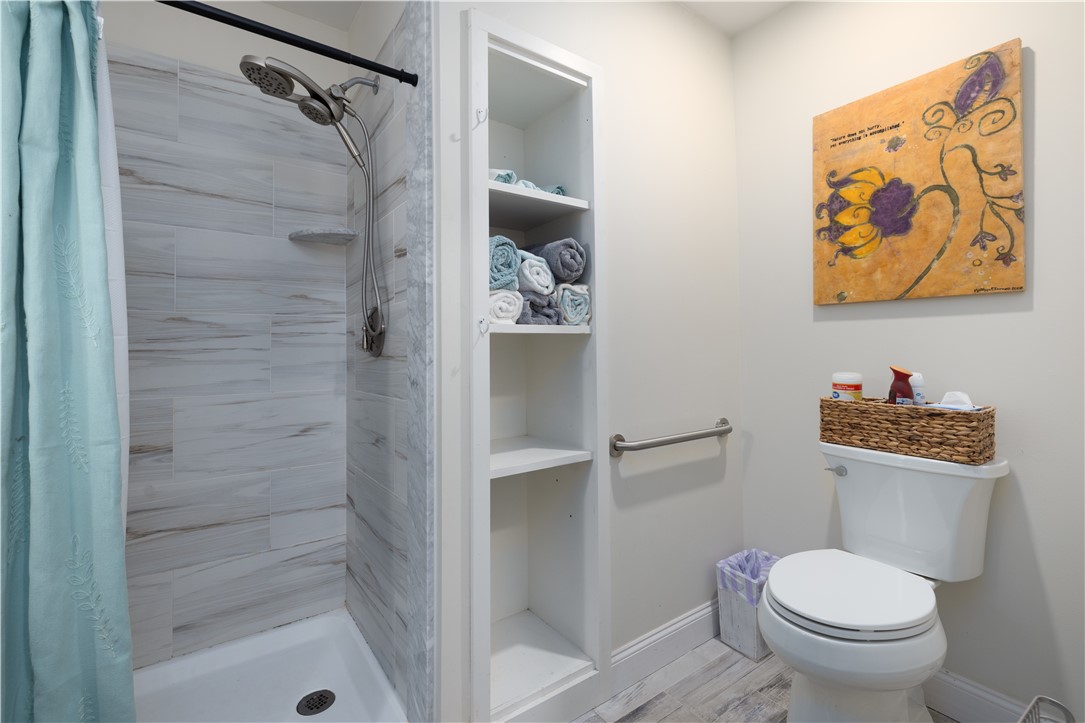 35 Post Road Westerly, RI 02891 - Photo 16 of 23
