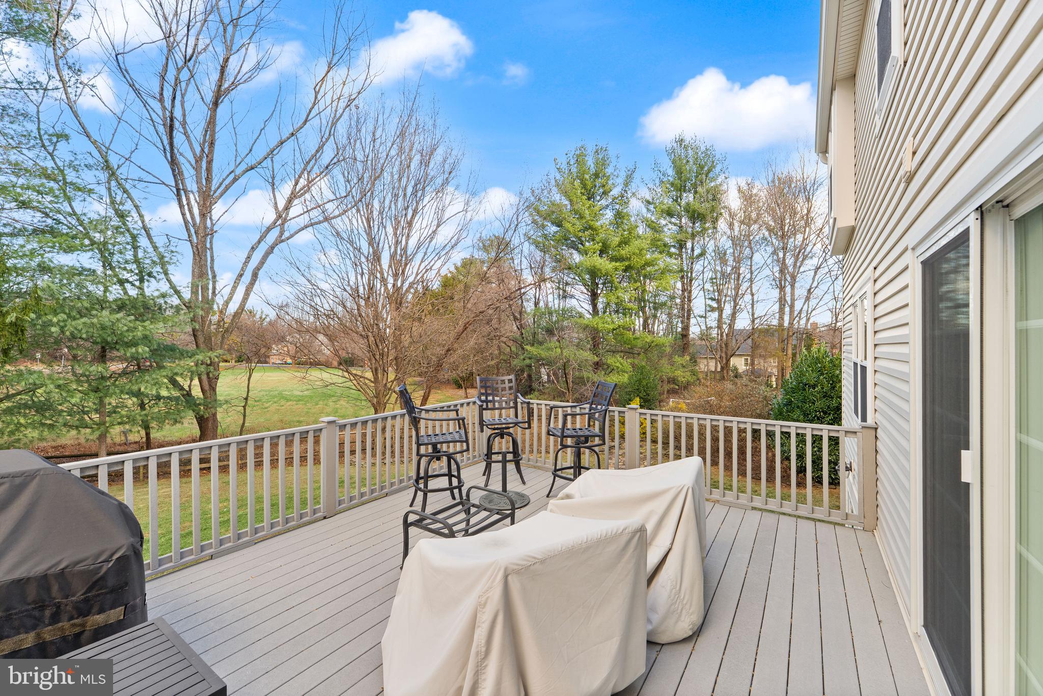 11212 Bradbury Lane Reston, VA 20194 - Photo 5 of 21