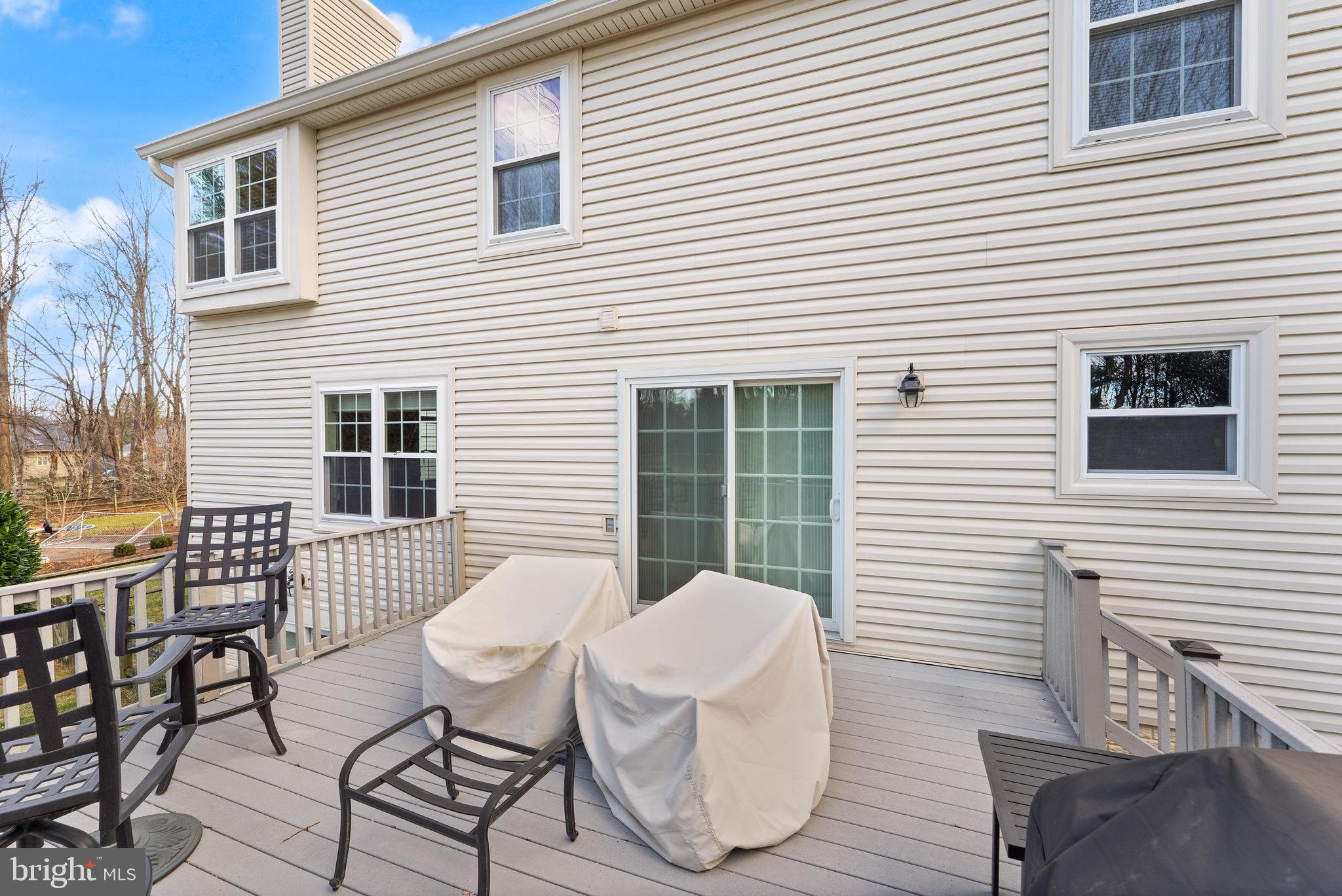 11212 Bradbury Lane Reston, VA 20194 - Photo 6 of 21