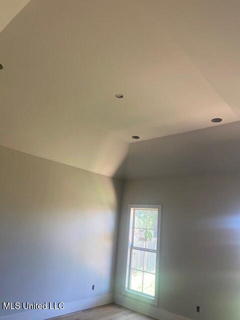 124 St Croix Lane Madison, MS 39110 - Photo 9 of 25 bedroom -high ceiling
