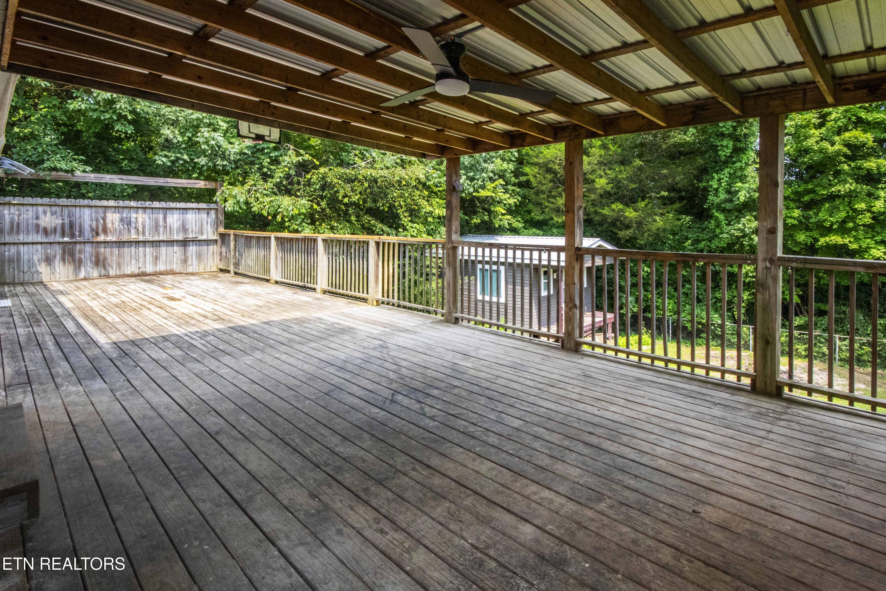 114 East Arrowwood Road Oak Ridge, TN 37830 - Photo 8 of 44 V19A3129