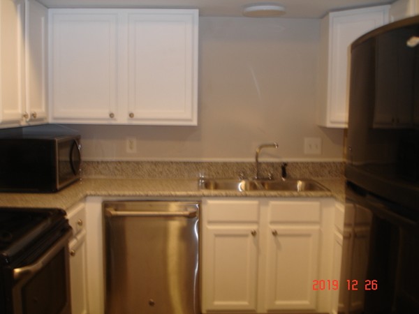 2 Duck Pond Road, Unit 126 Beverly, MA 01915 - Photo 3 of 16 Gallery Image 3