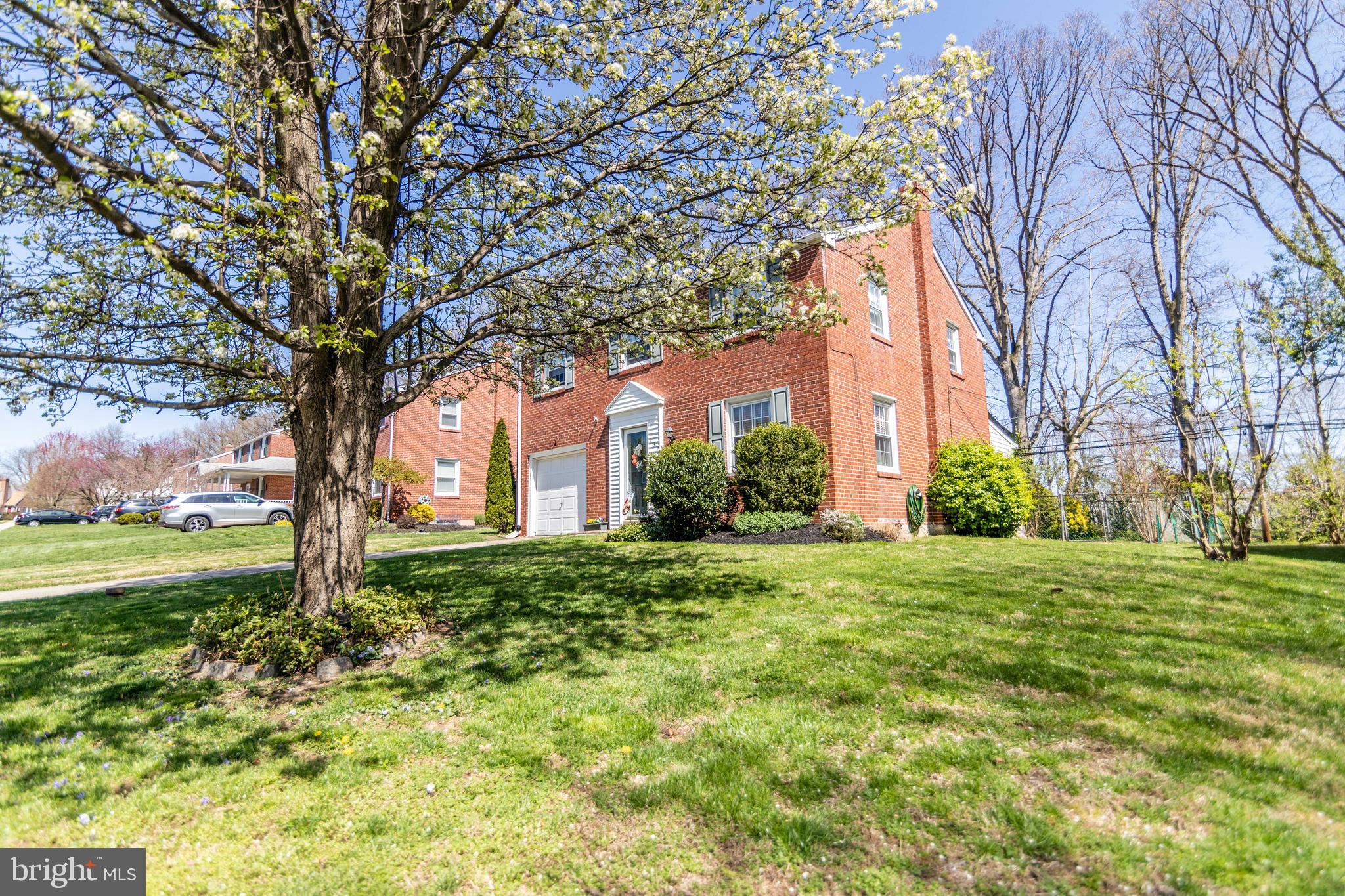 137 Morton Road Springfield, PA 19064 - Photo 3 of 53
