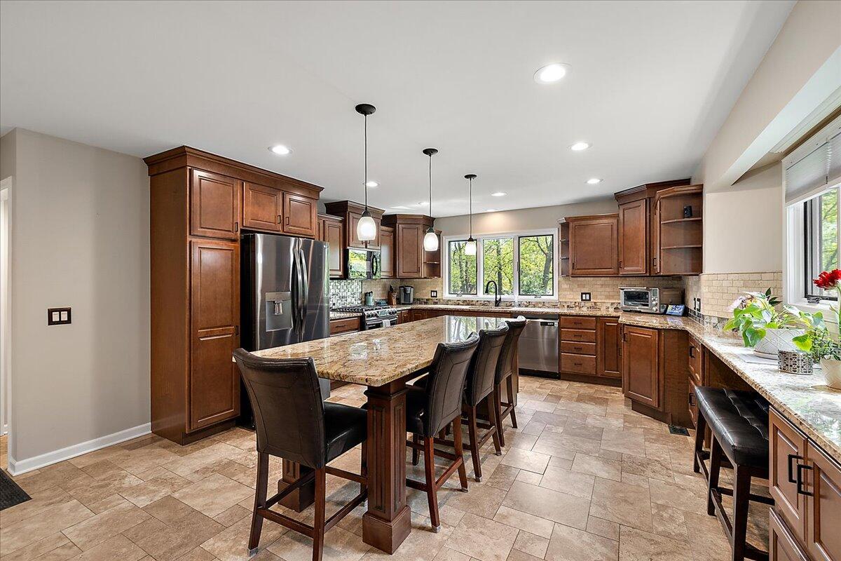 3455 Yarney Road Waterford, MI 48329 - Photo 13 of 64 Kitchen