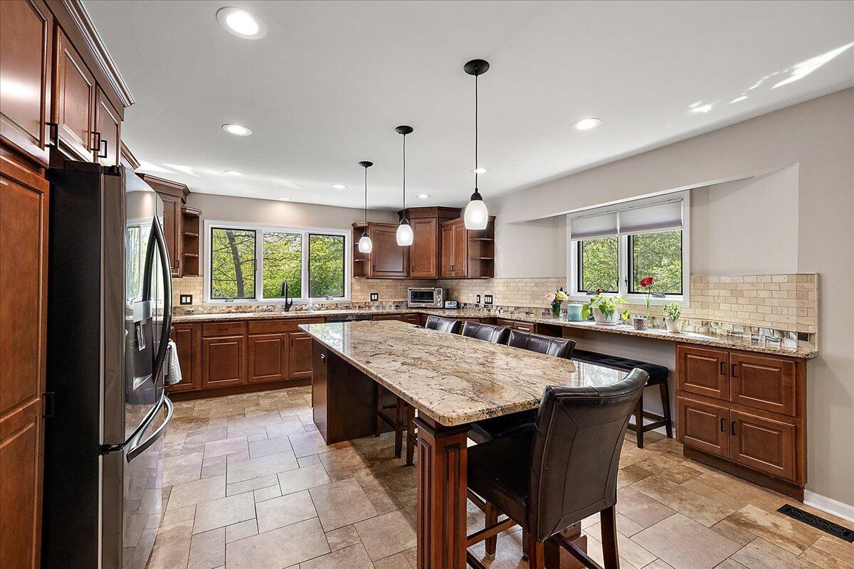 3455 Yarney Road Waterford, MI 48329 - Photo 14 of 64 Kitchen