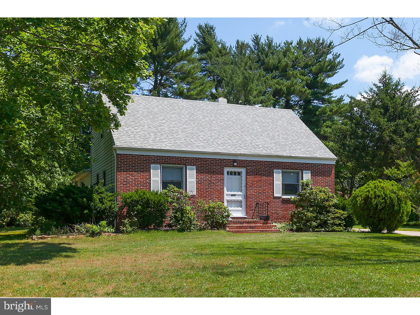 425 Dickinson Road Glassboro, NJ 08028 - Photo 1 of 16