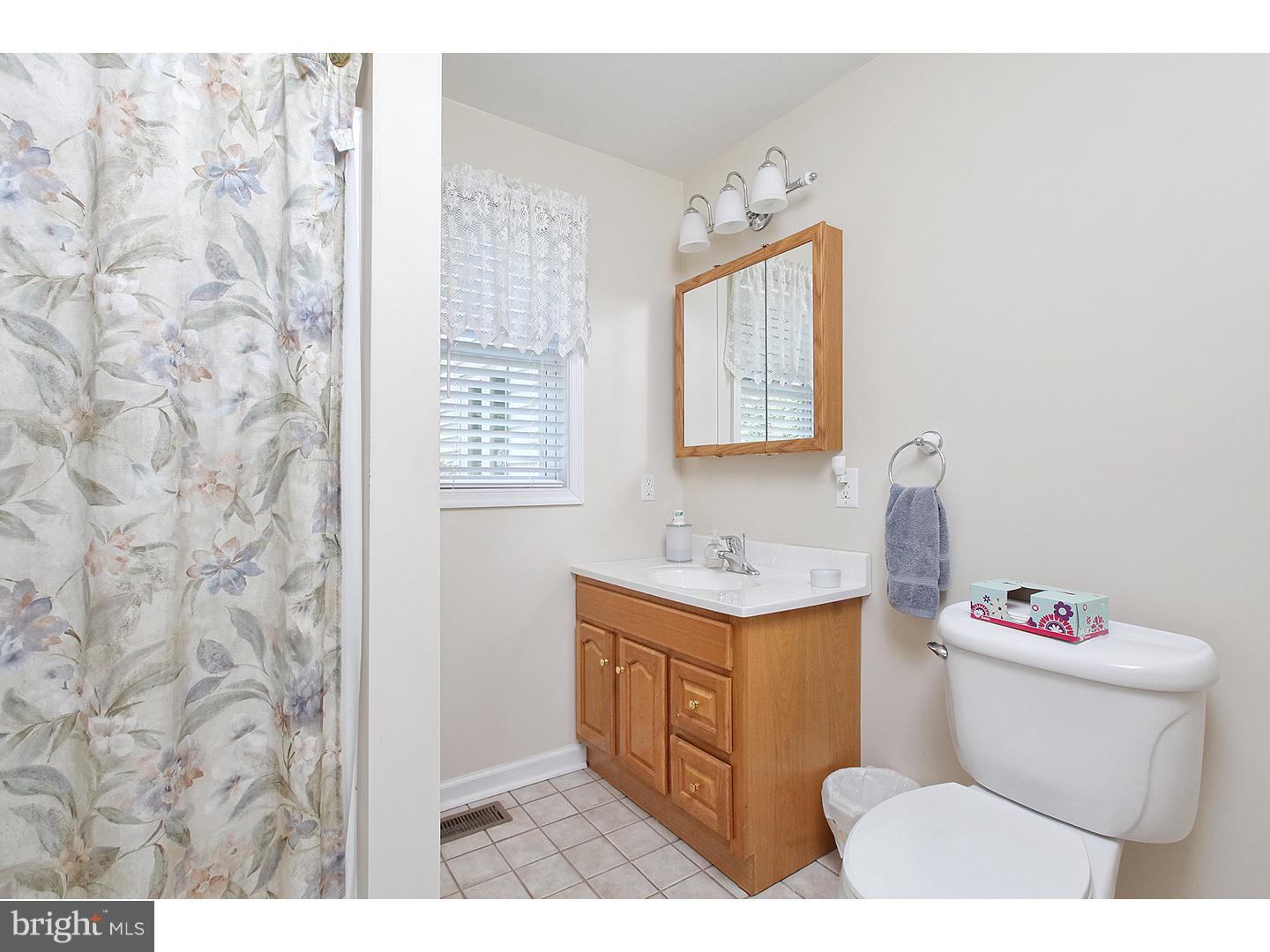425 Dickinson Road Glassboro, NJ 08028 - Photo 12 of 16