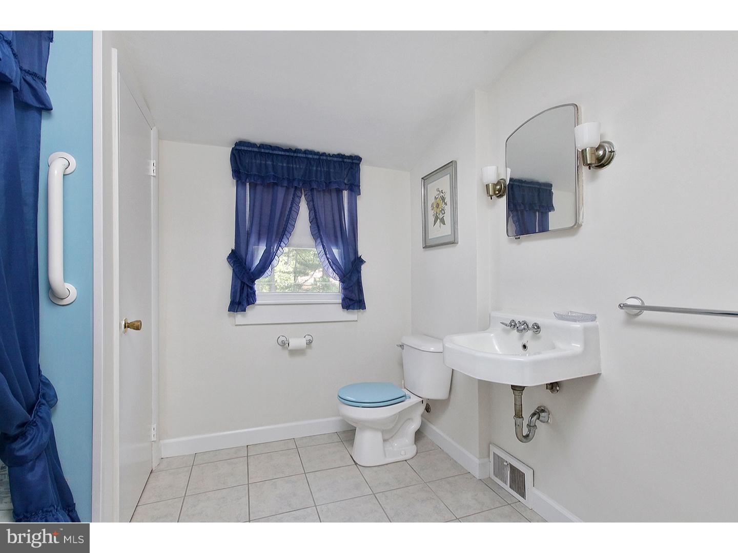 425 Dickinson Road Glassboro, NJ 08028 - Photo 15 of 16