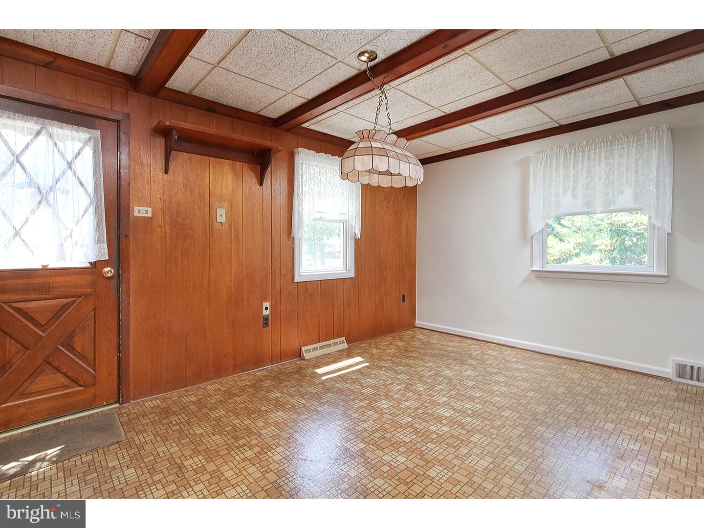 425 Dickinson Road Glassboro, NJ 08028 - Photo 7 of 16