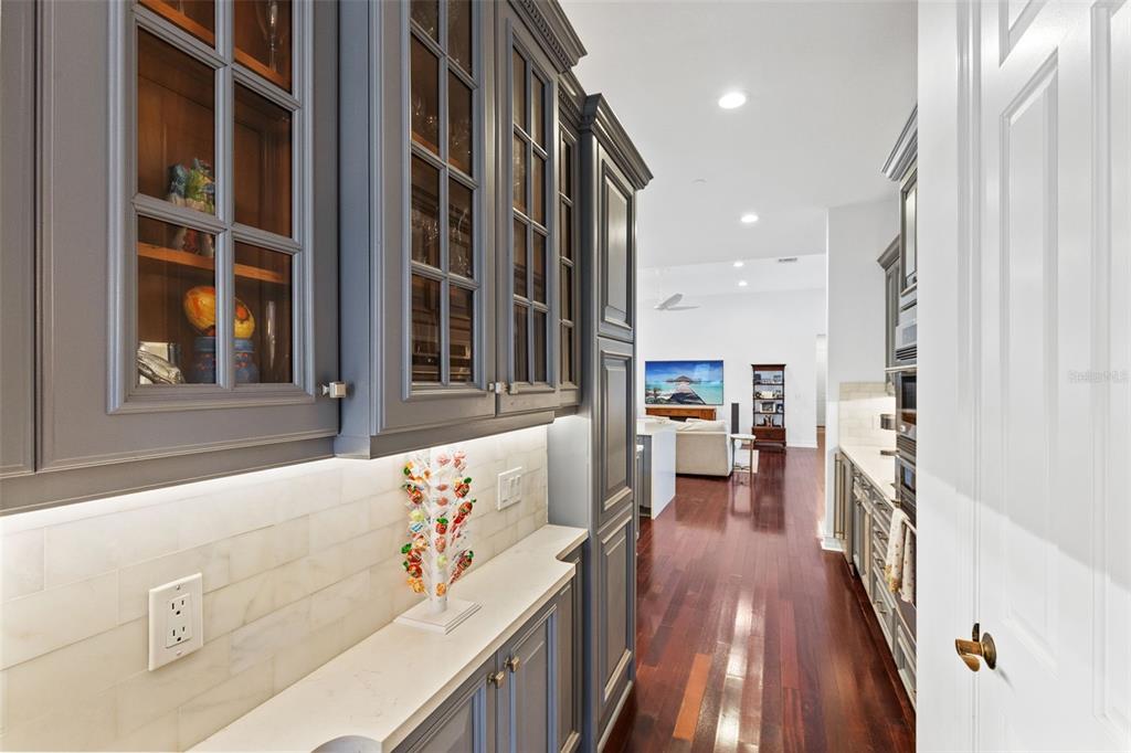 3884 Lower Park Road Orlando, FL 32814 - Photo 10 of 53