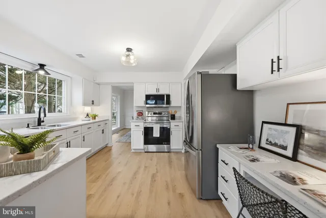 $939,000 | 6112 Sandstone Court, Clifton, VA 20124