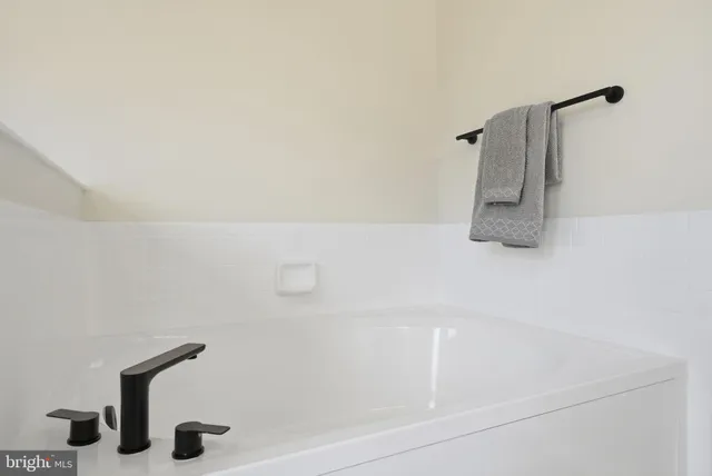 $939,000 | 6112 Sandstone Court, Clifton, VA 20124