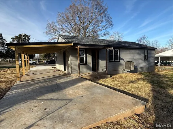 $231,990 | 28 Park Street, Farmington, MO 63640