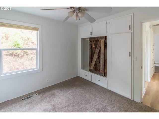 $389,000 | 1830 Northwest Goetz Street, Roseburg, OR 97471