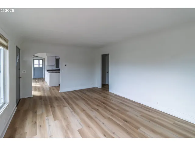 $389,000 | 1830 Northwest Goetz Street, Roseburg, OR 97471