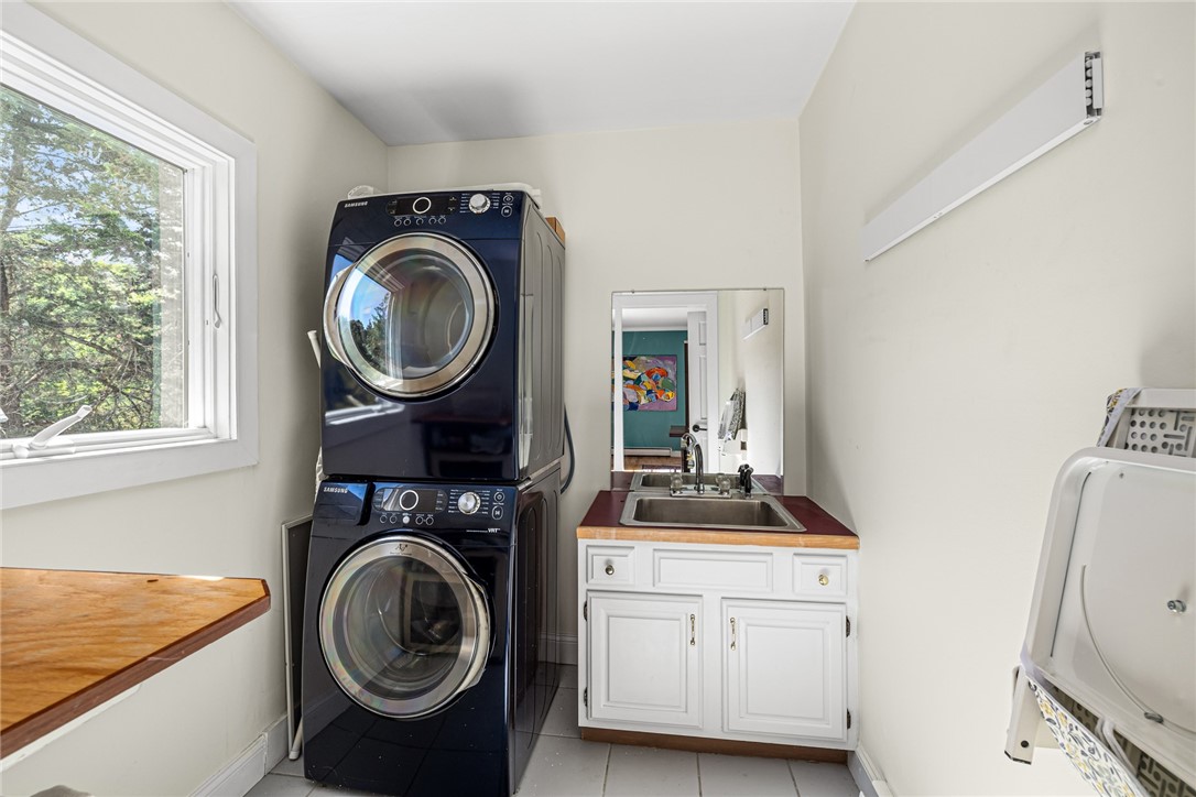 517 Lake Road Tiverton, RI 02878 - Photo 44 of 47