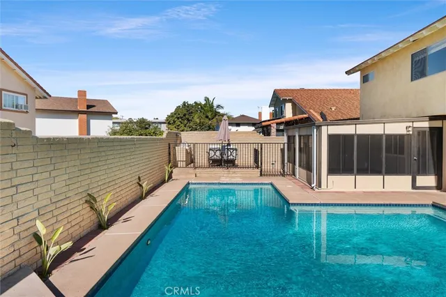 $1,199,000 | 3018 South Pacific Avenue, Santa Ana, CA 92704