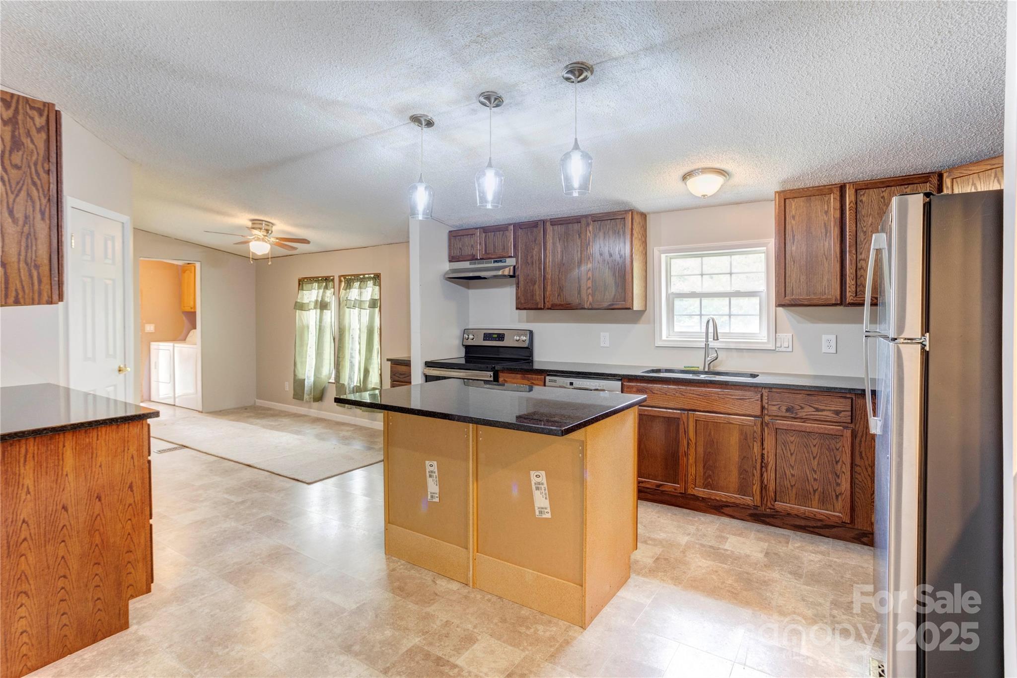 4630 Irish Potato Road Kannapolis, NC 28083 - Photo 6 of 23