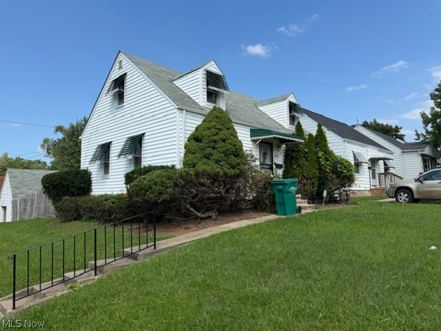 20701 Watson Road Maple Heights, OH 44137 - Photo 3 of 38 Gallery Image 3