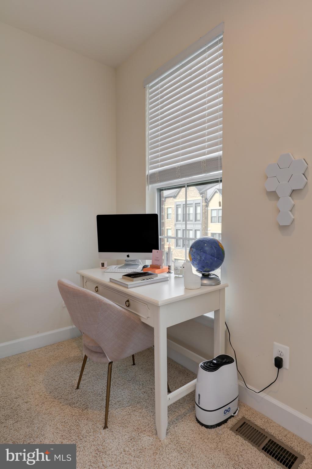 42307 Impervious Terrace Brambleton, VA 20148 - Photo 40 of 54 space for all your needs