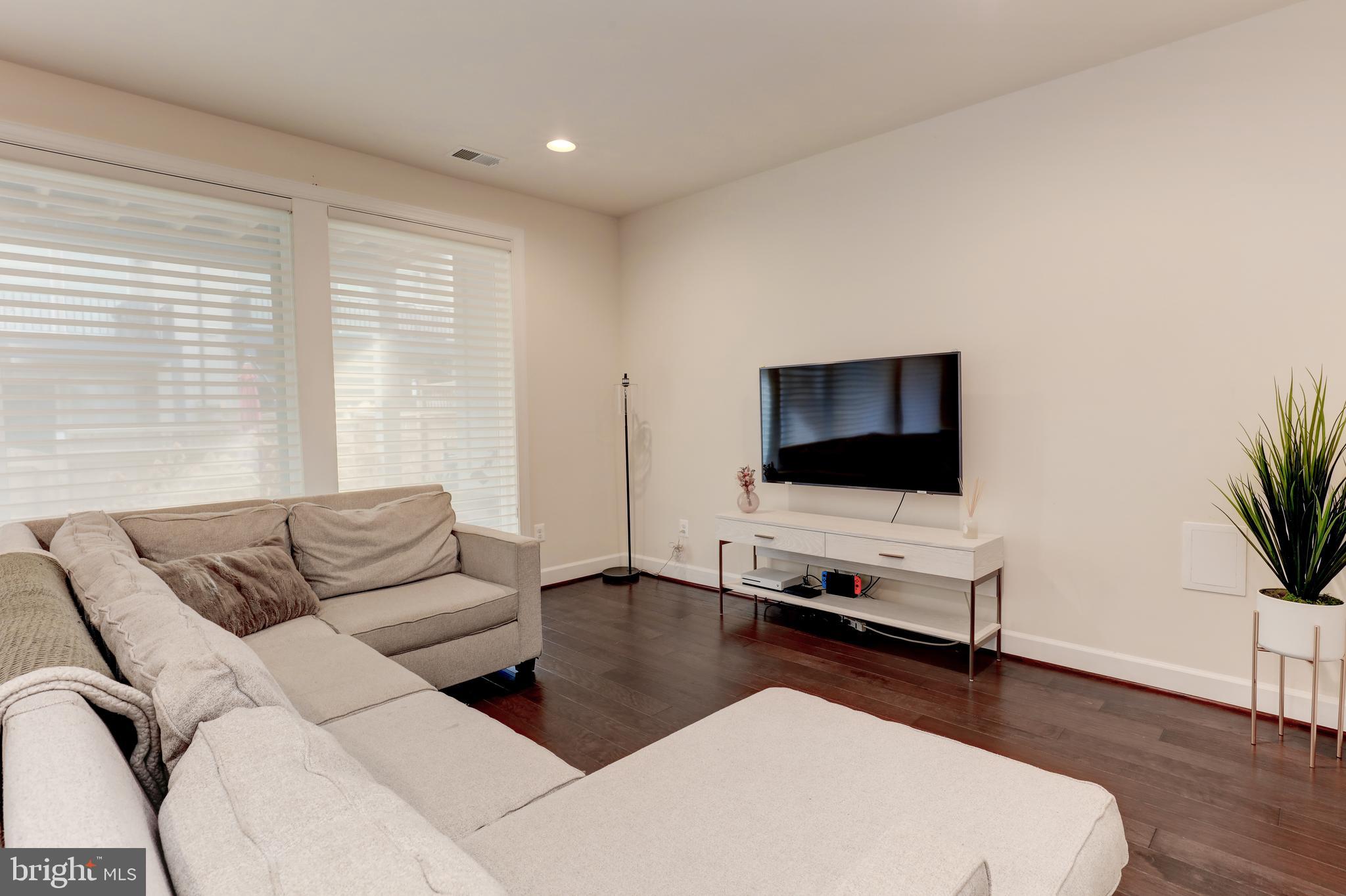 42307 Impervious Terrace Brambleton, VA 20148 - Photo 44 of 54 spacious family room