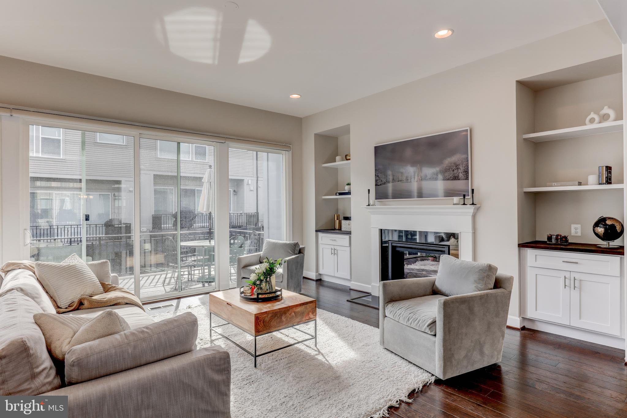 42307 Impervious Terrace Brambleton, VA 20148 - Photo 8 of 54 access to fabulous trex balcony