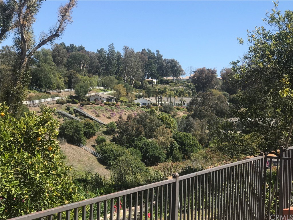 2 Flying Mane Road Rolling Hills, CA 90274 - Photo 28 of 28