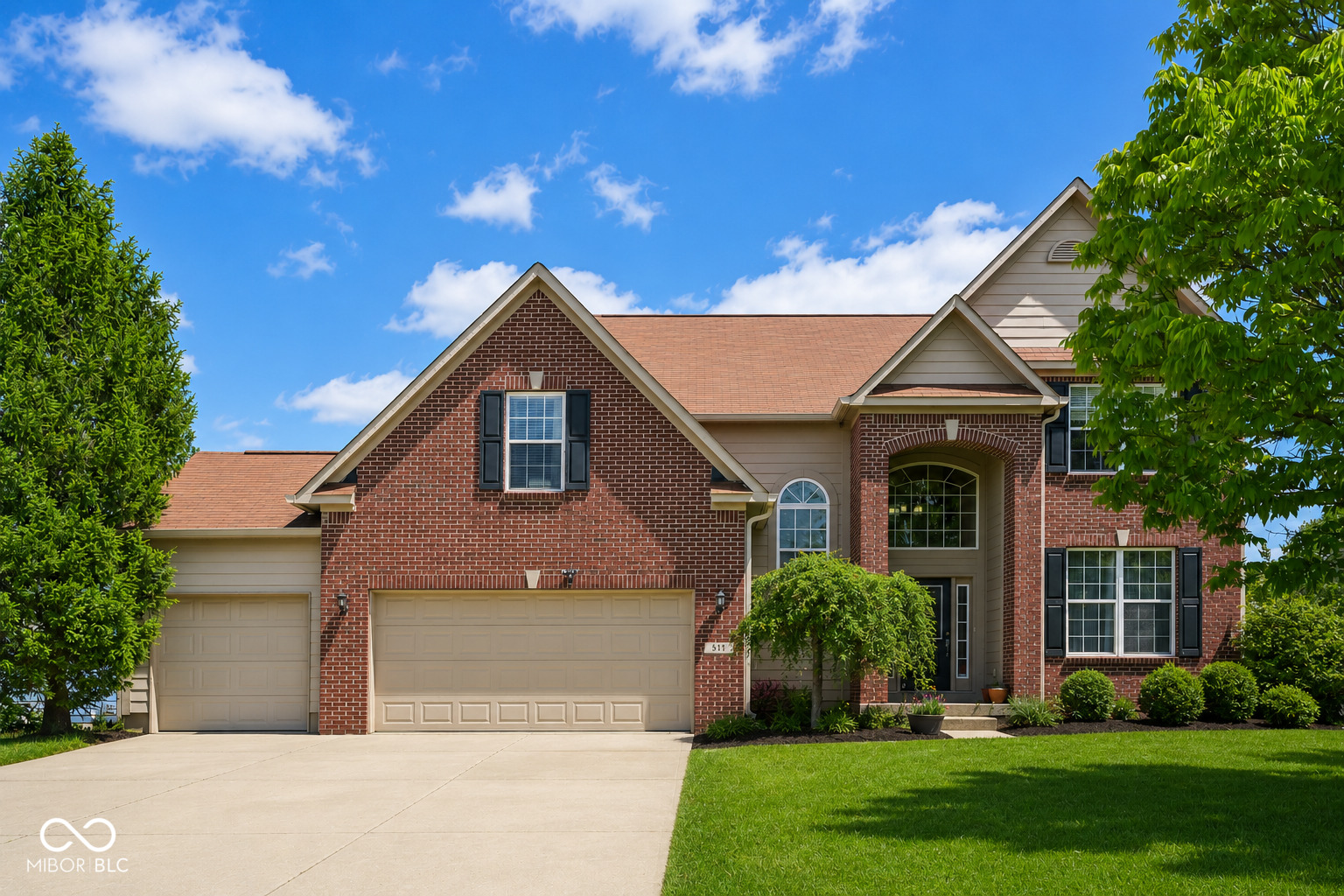 511 Georgetown Road Greenwood, IN 46142 - Photo 1 of 42